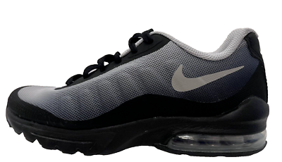 nike invigor junior trainers